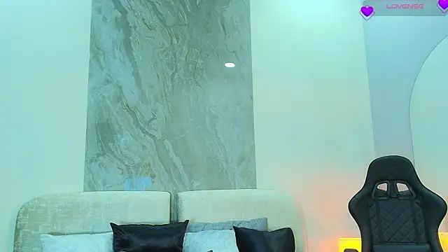 zoe_martins_ webcam