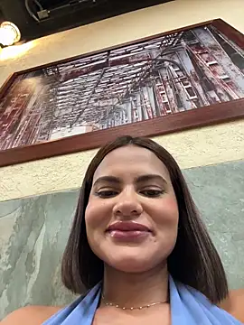 Irina_Velvett webcam