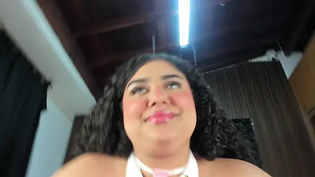 Karla18_ webcam