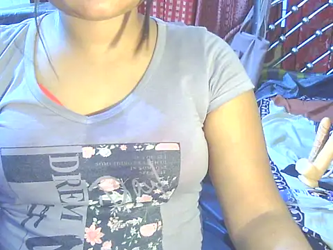 Nusrat_Faria webcam