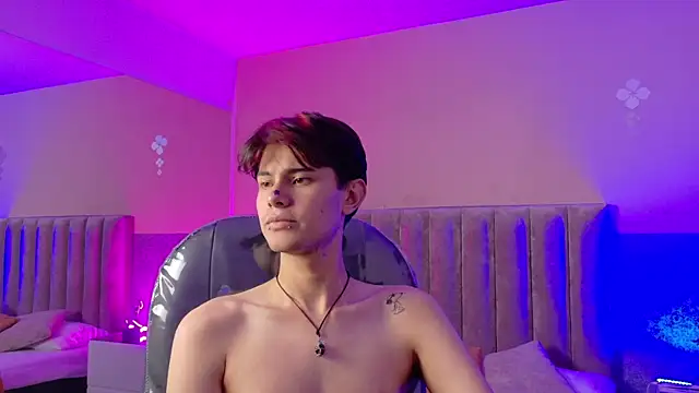 Derek_Sinn webcam