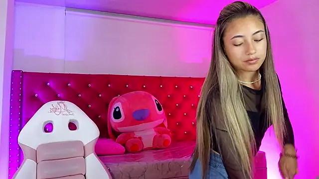 amy_ker_m webcam