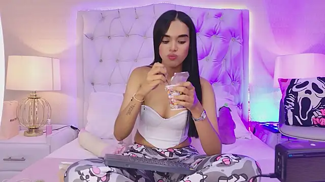 MeganRoseh webcam