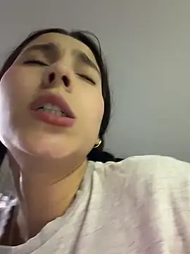  LittleDoll___ chat room