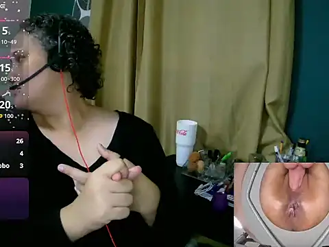 lolalicious_758 webcam