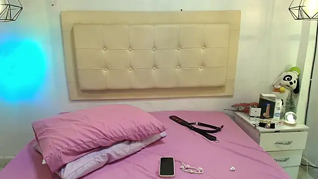 Mitchell_diaz webcam