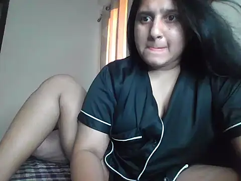 hardbabeshub - Hardbabeshub's free webcam - UK Sex Cams