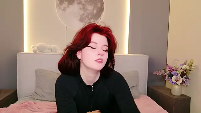 Milana_Bold webcam