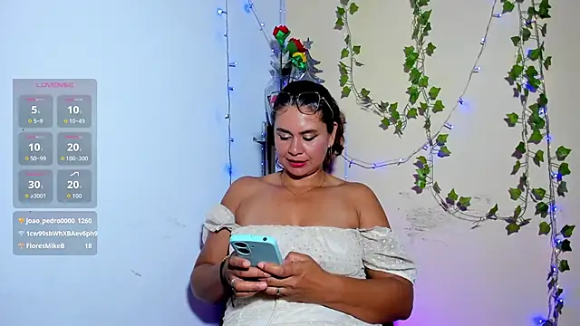 Milf_Luna_ webcam