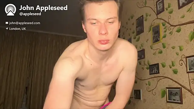 JohnDou2144 webcam