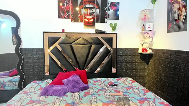 Queen_Jen webcam