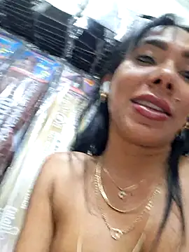 Doll_Loren webcam