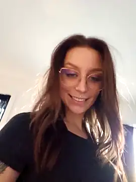 LilyOrion webcam