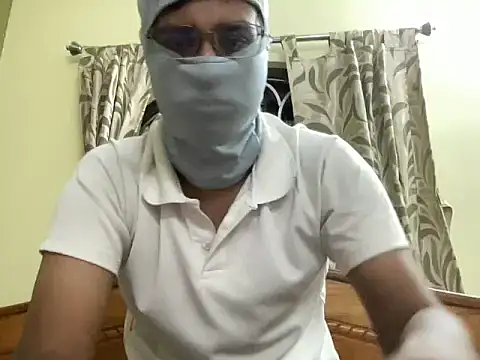 Slave_Aryan webcam