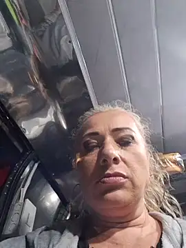 sofiacurvy_45 webcam
