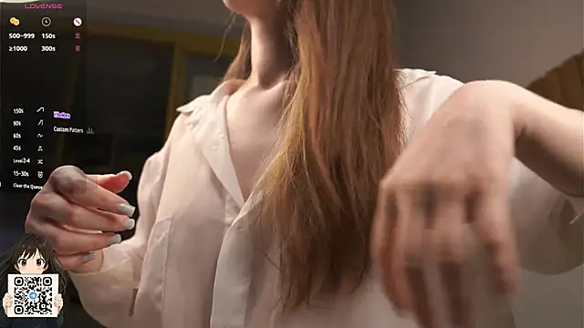 loradevon (F young) - squeeze and caress the naughty ass