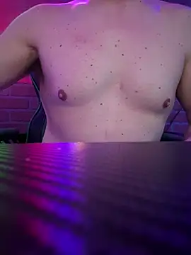 chronic_vibez - Chronic_vibez's free webcam - UK Sex Cams