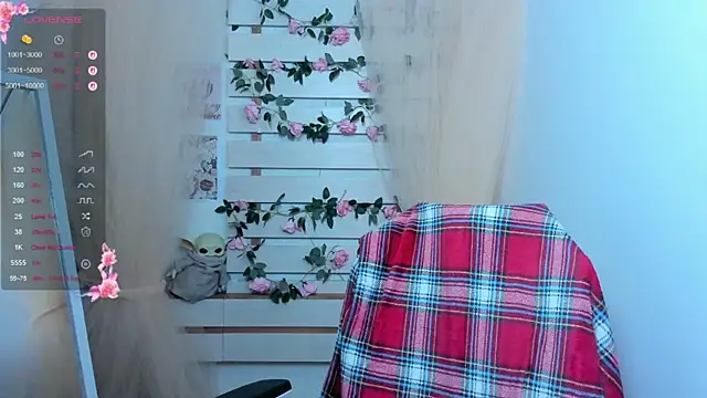 foxplayxx - FoxPlayXX's free webcam - UK Sex Cams