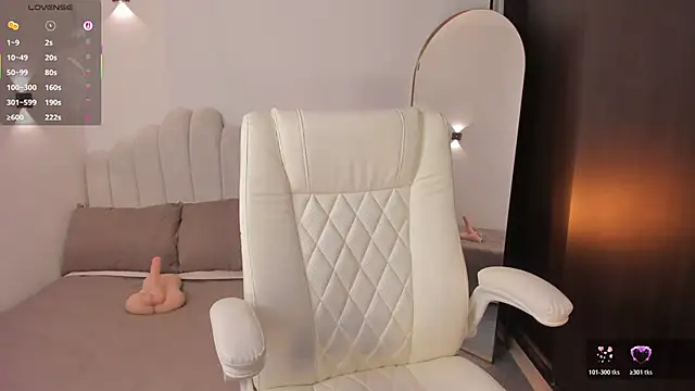 AmberLewis_ webcam