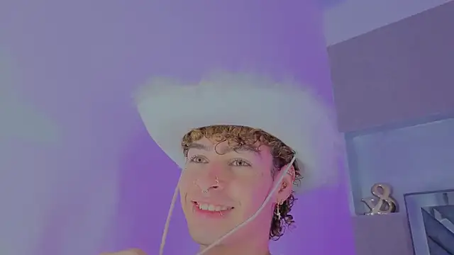 nova_salvatore webcam