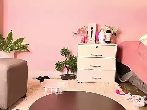 kristibennet webcam