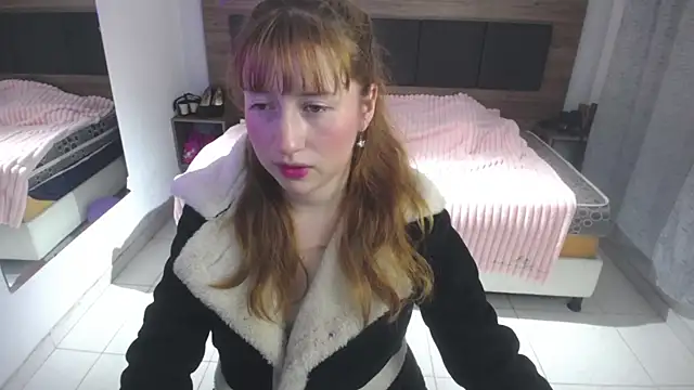 adhara_valkiria webcam