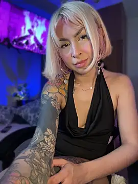 Cinamoonn webcam