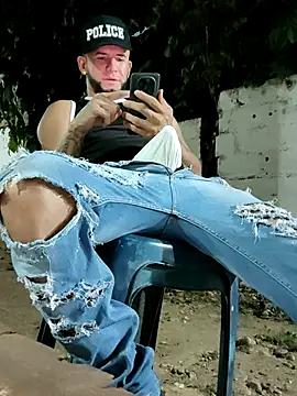 PIGHIGHDIRTY_p0 webcam