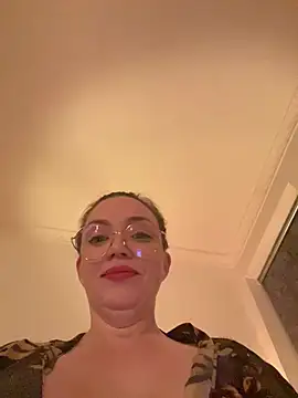 FemDom_RubyKnightXXO webcam