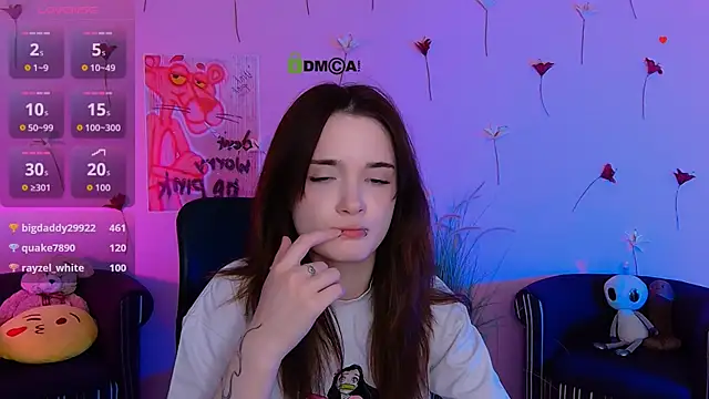 liana_kisses webcam