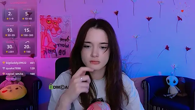 liana_kisses webcam