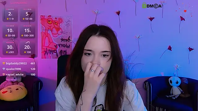 liana_kisses webcam