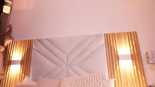 Ivi_Aiko webcam