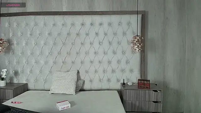 TamaraaHoney webcam