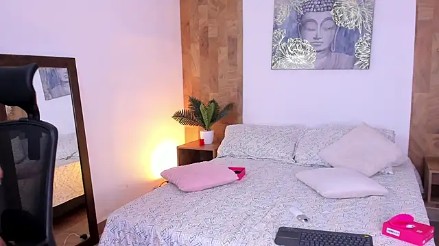 nicolle_duke - Nicolle_Duke's free webcam - UK Sex Cams