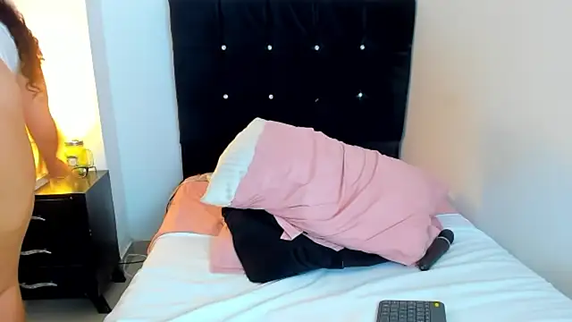 kathyajhonss webcam