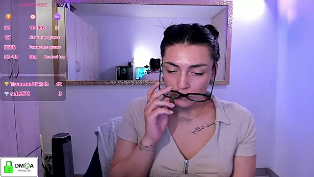 EricaVanderhill live sex cam