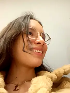 Lilith0423 Live Webcam on Stripchat