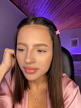 Sofia18_pinkk webcam
