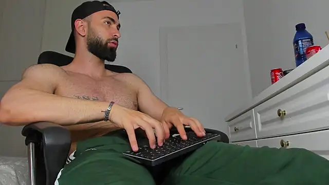 cloudymastersss webcam