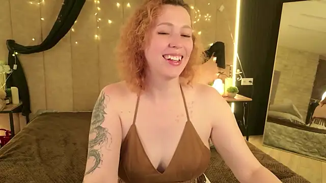 Evie_Berret webcam