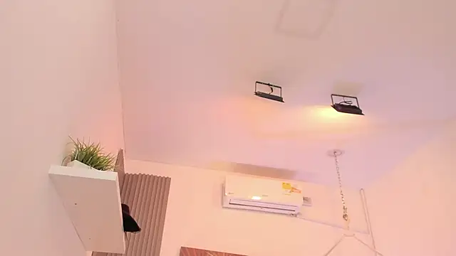 ailann_ webcam