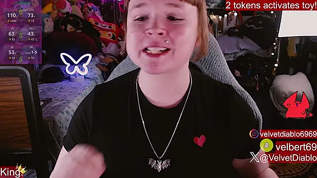 VelvetDiablo webcam
