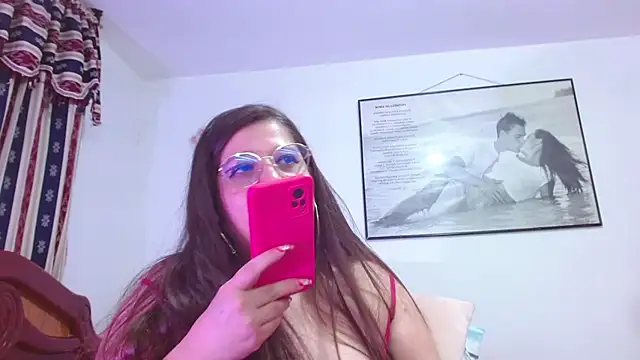 Amelie_Rousell webcam