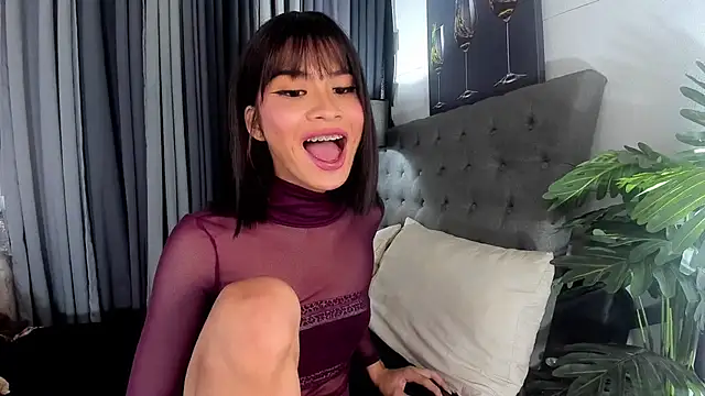 delightfulasianhugecock webcam