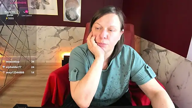 KellyPerfection webcam