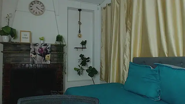 Emma_hassani webcam