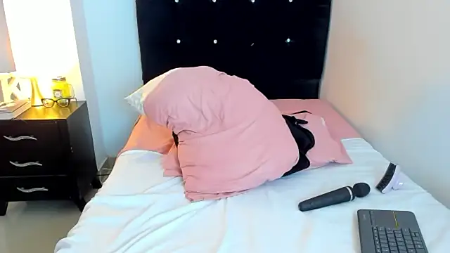 kathyajhonss webcam