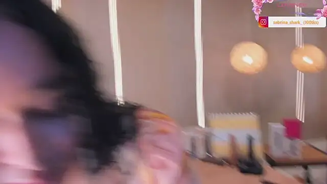 sabrina_shark_ webcam