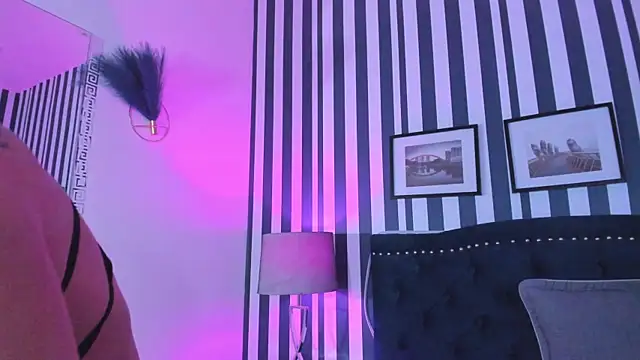 Lilith_Naugthy webcam